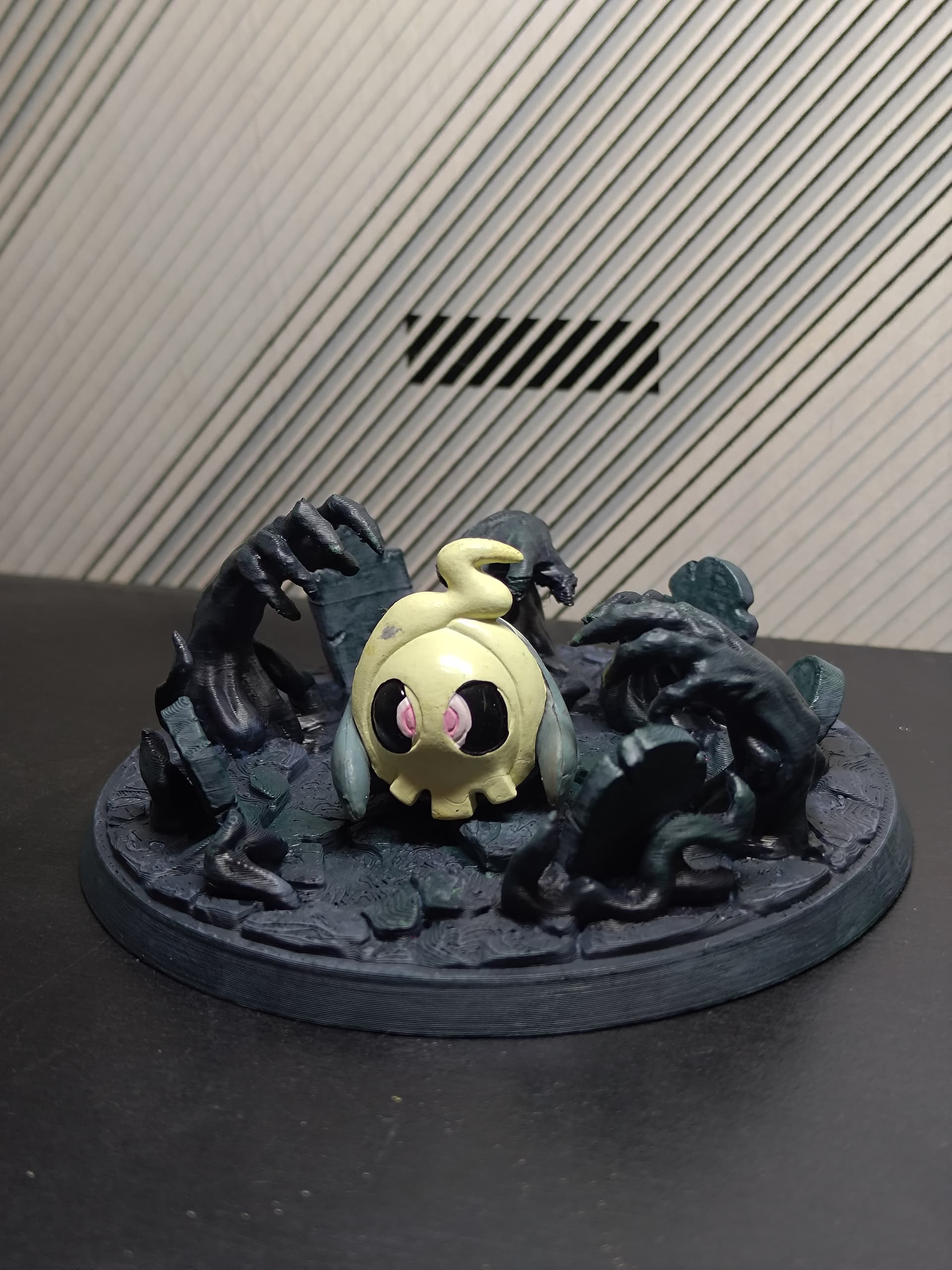 Ghost-Hand Tombstone Base (Ghost-type)  - Thumbnail