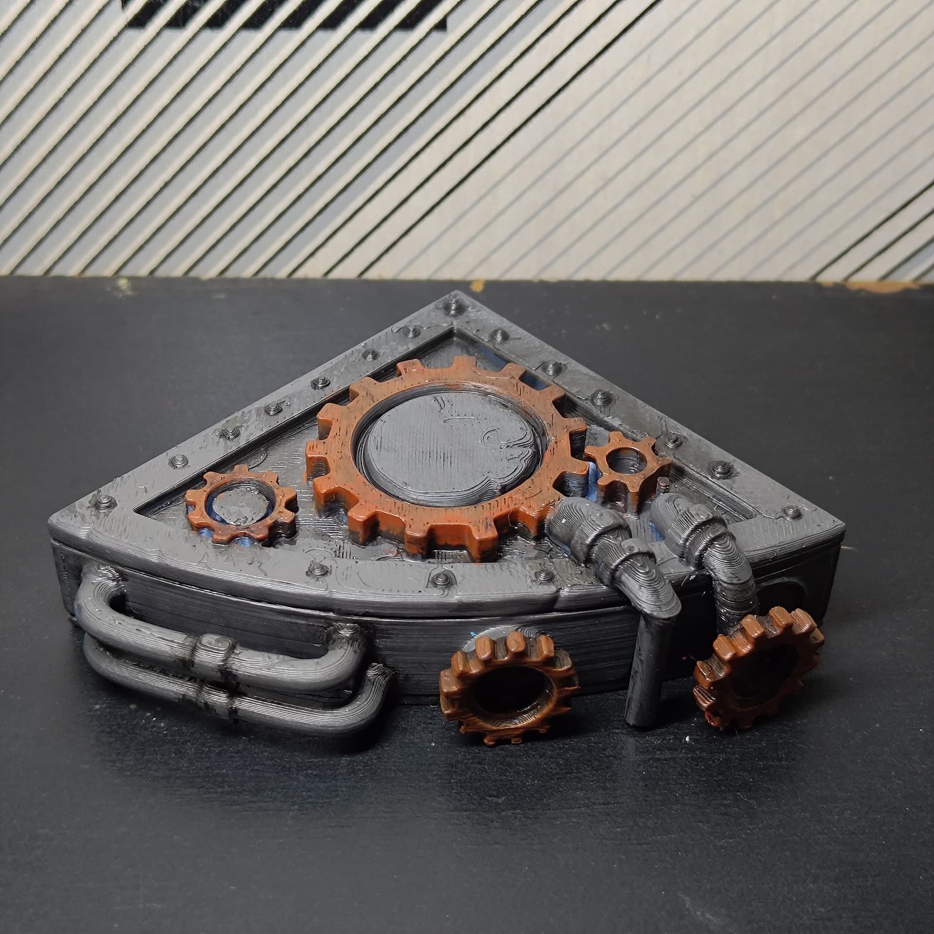 雷吉家族：模組化組合地臺 - Thumbnail