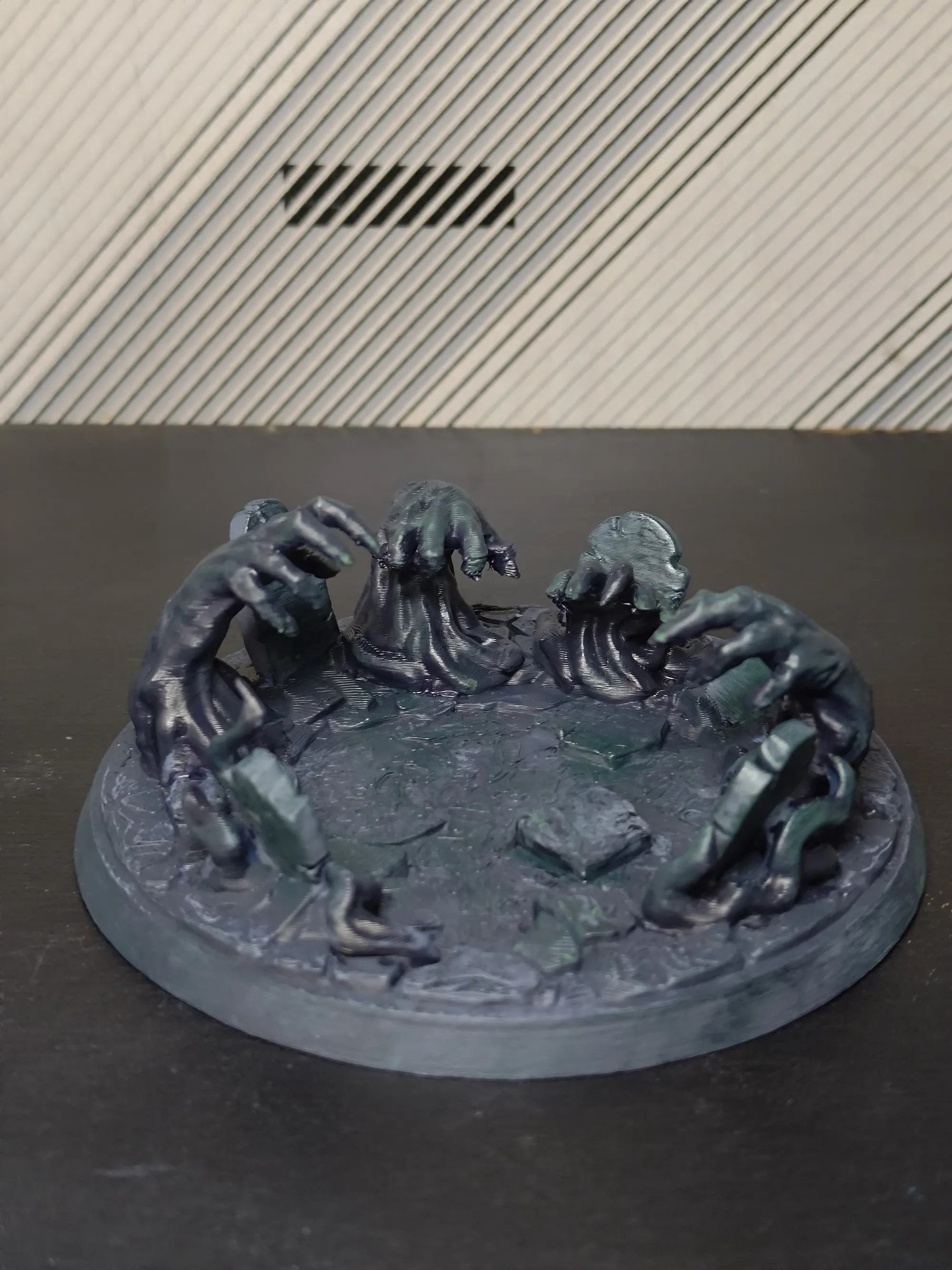 Ghost-Hand Tombstone Base (Ghost-type)  - Thumbnail