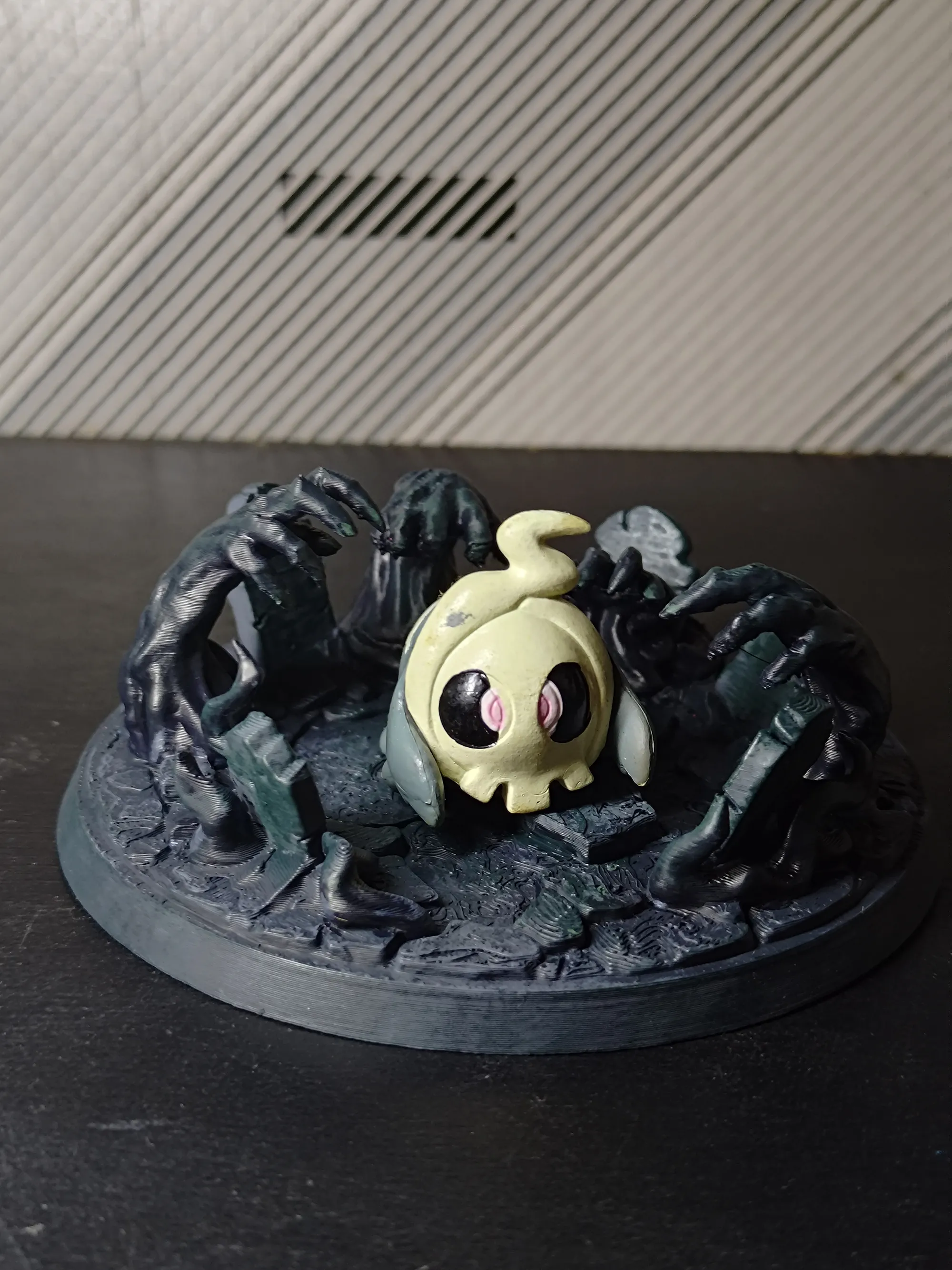 Ghost-Hand Tombstone Base (Ghost-type)  - Thumbnail
